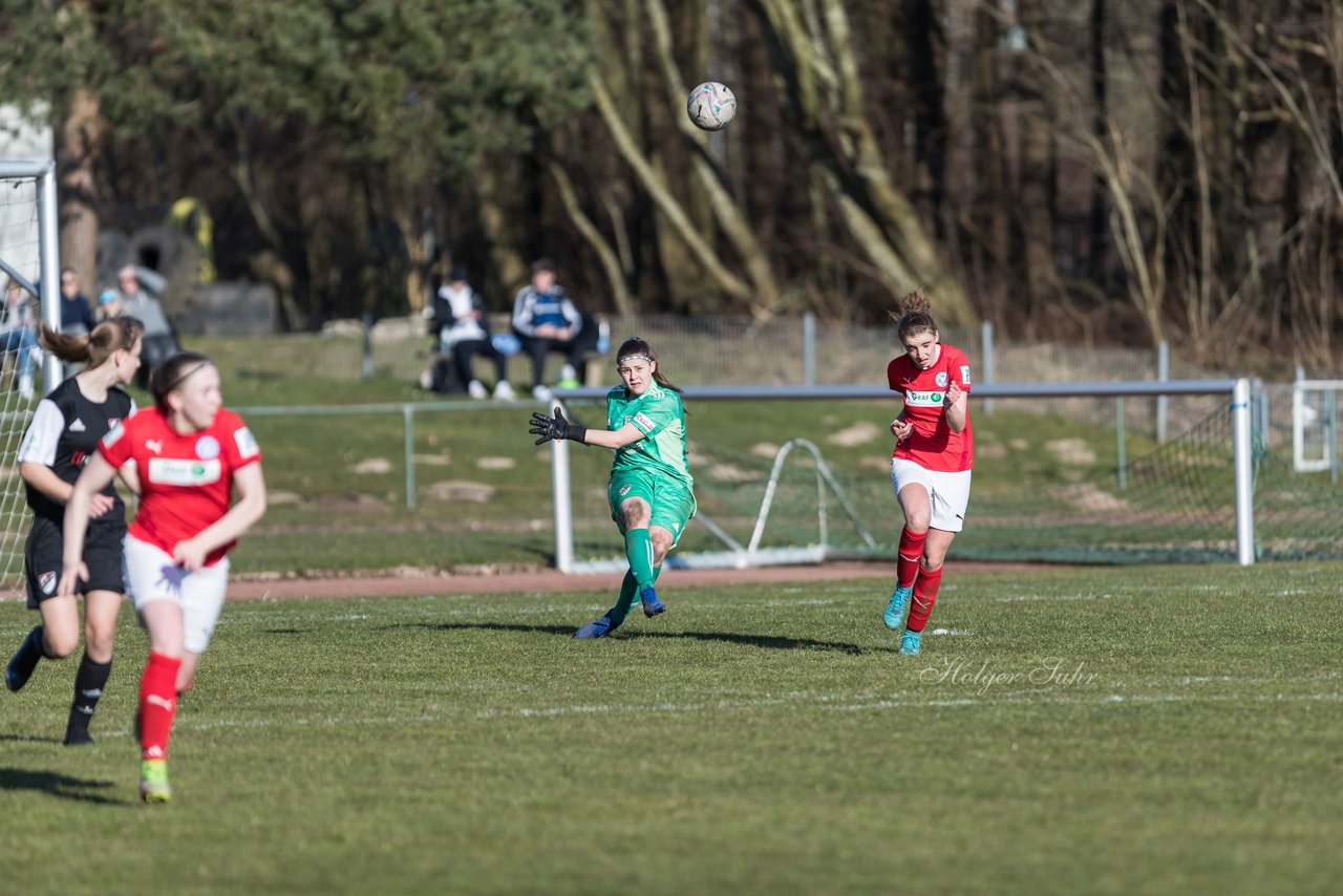 Bild 379 - wBJ Holstein Kiel - Magdeburger FFC : Ergebnis: 2:2